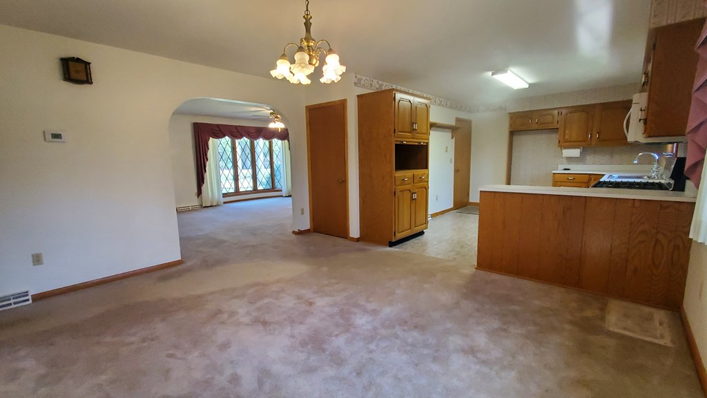324 Maple Shade Road Cranberry, PA 16319 - Photo 9 of 27 Gallery Image 9