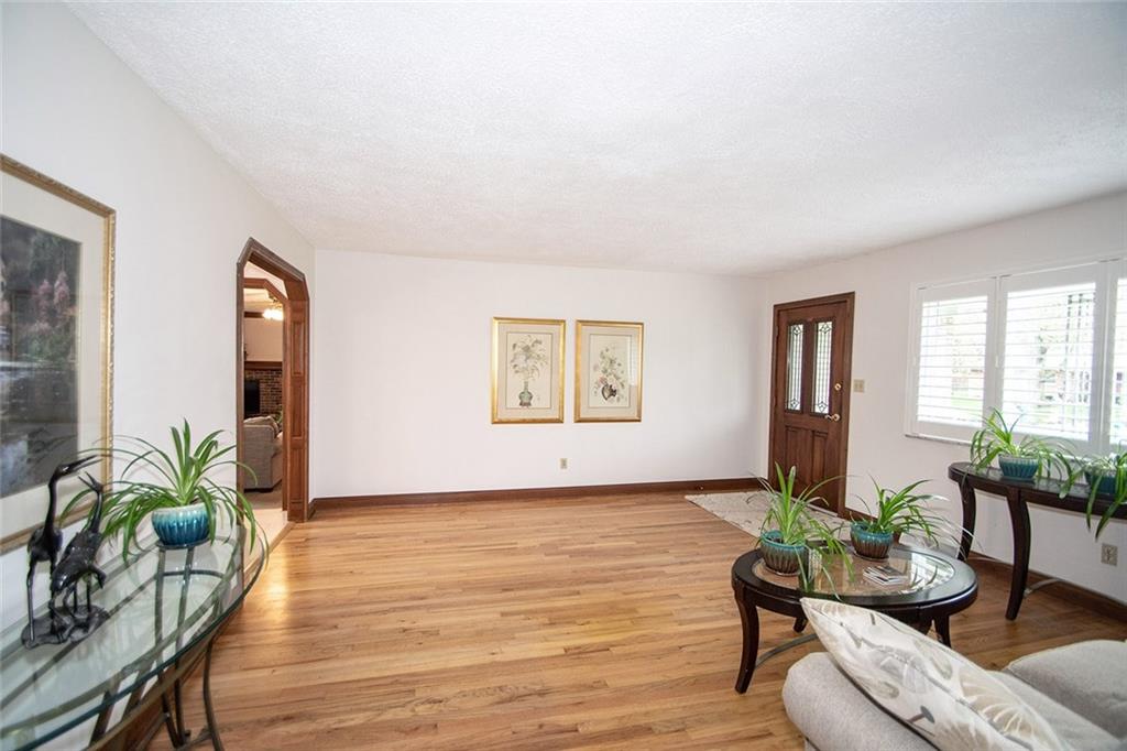 3638 Woodale Road Indianapolis, IN 46234 - Photo 6 of 38 Gallery Image 6