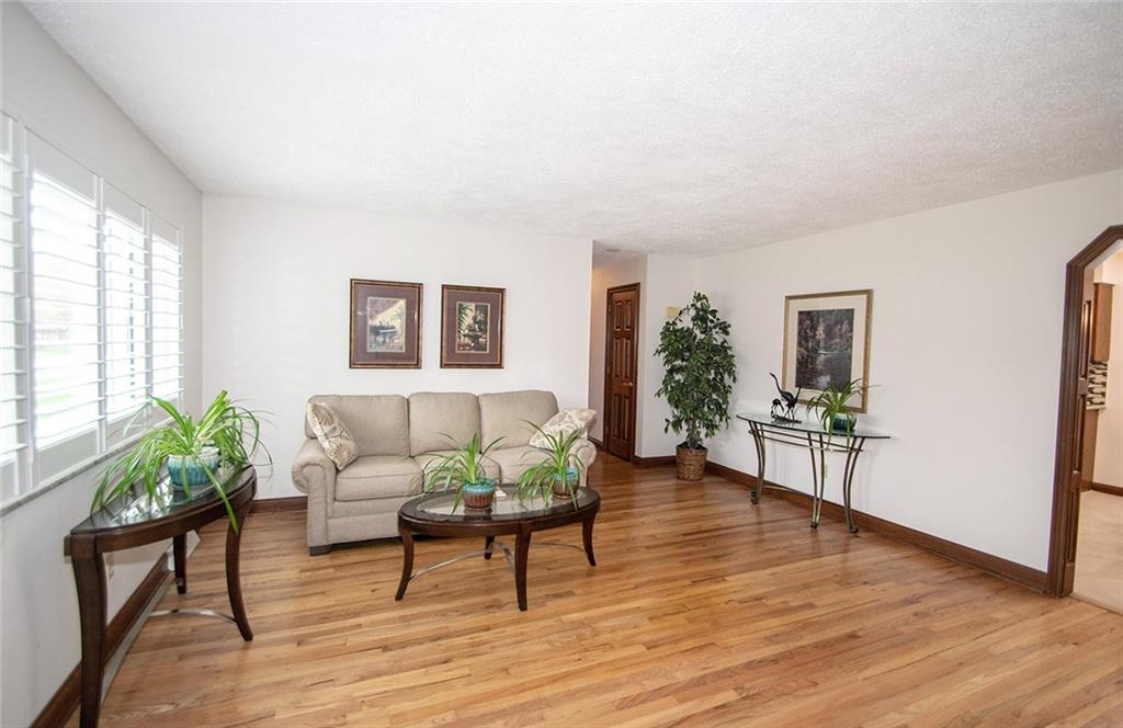 3638 Woodale Road Indianapolis, IN 46234 - Photo 8 of 38 Gallery Image 8
