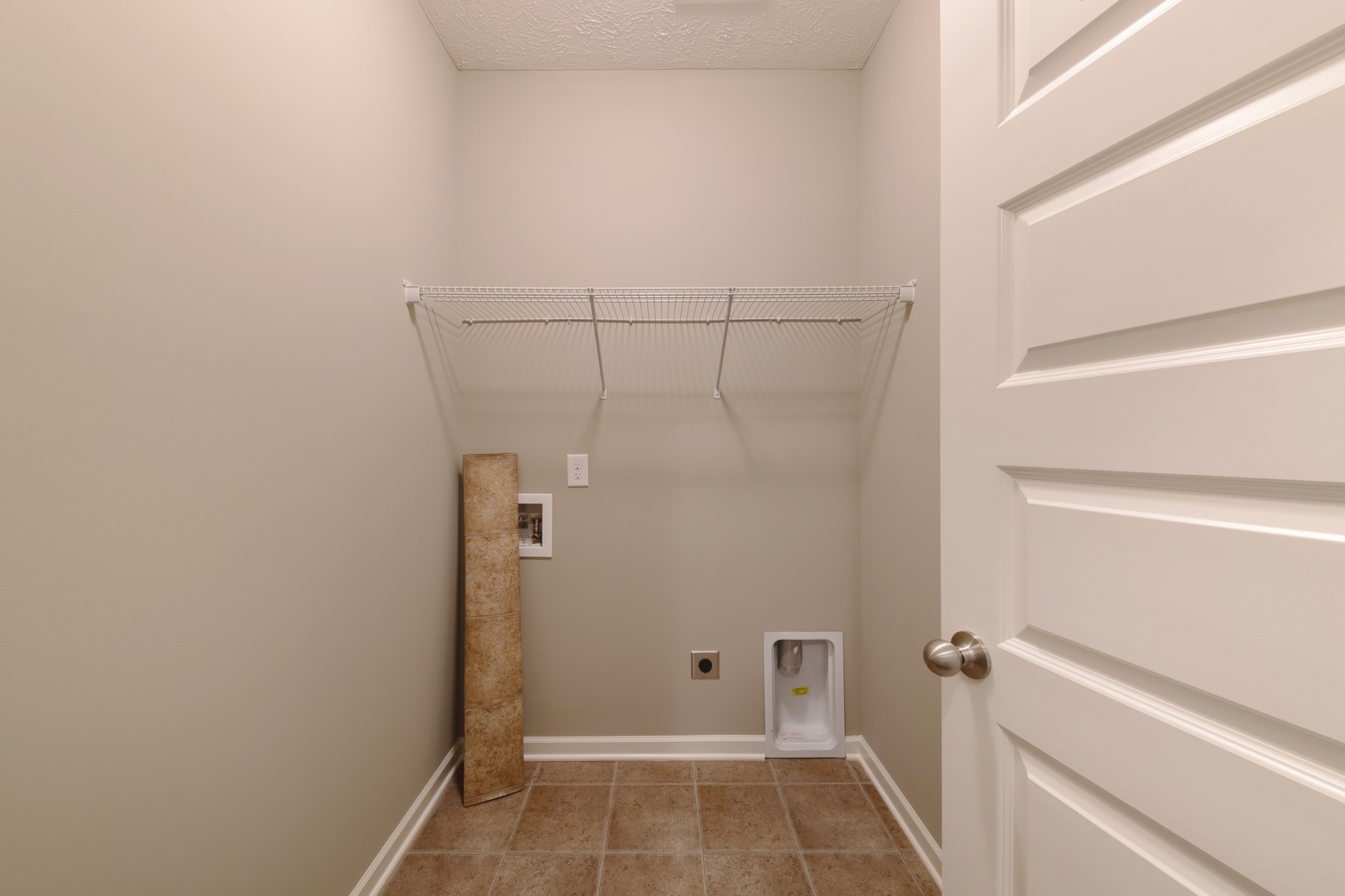 1426 Alamo Avenue Murfreesboro, TN 37129 - Photo 15 of 34 a view of bathroom