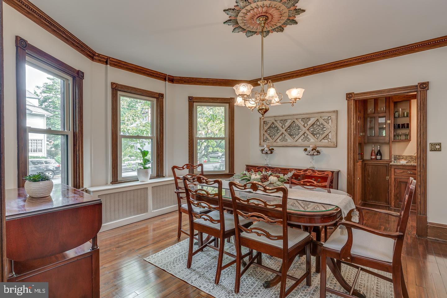 101 Warwick Road Haddonfield, NJ 08033 - Photo 14 of 55 Dining Room open to Butler's pantry