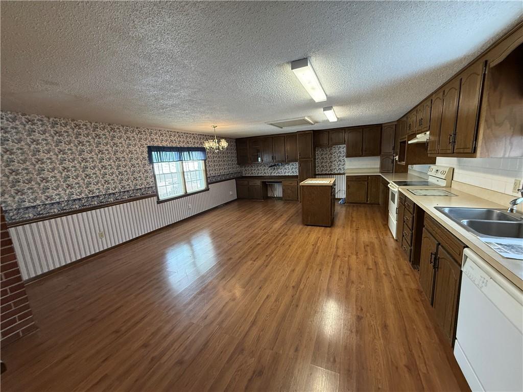 404 North 14th Street Atchison, KS 66002 - Photo 5 of 25