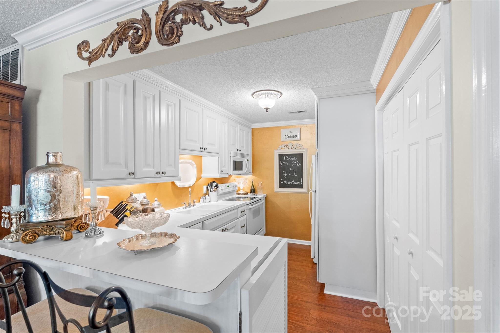 5001 Sharon Road, Unit H Charlotte, NC 28210 - Photo 11 of 37