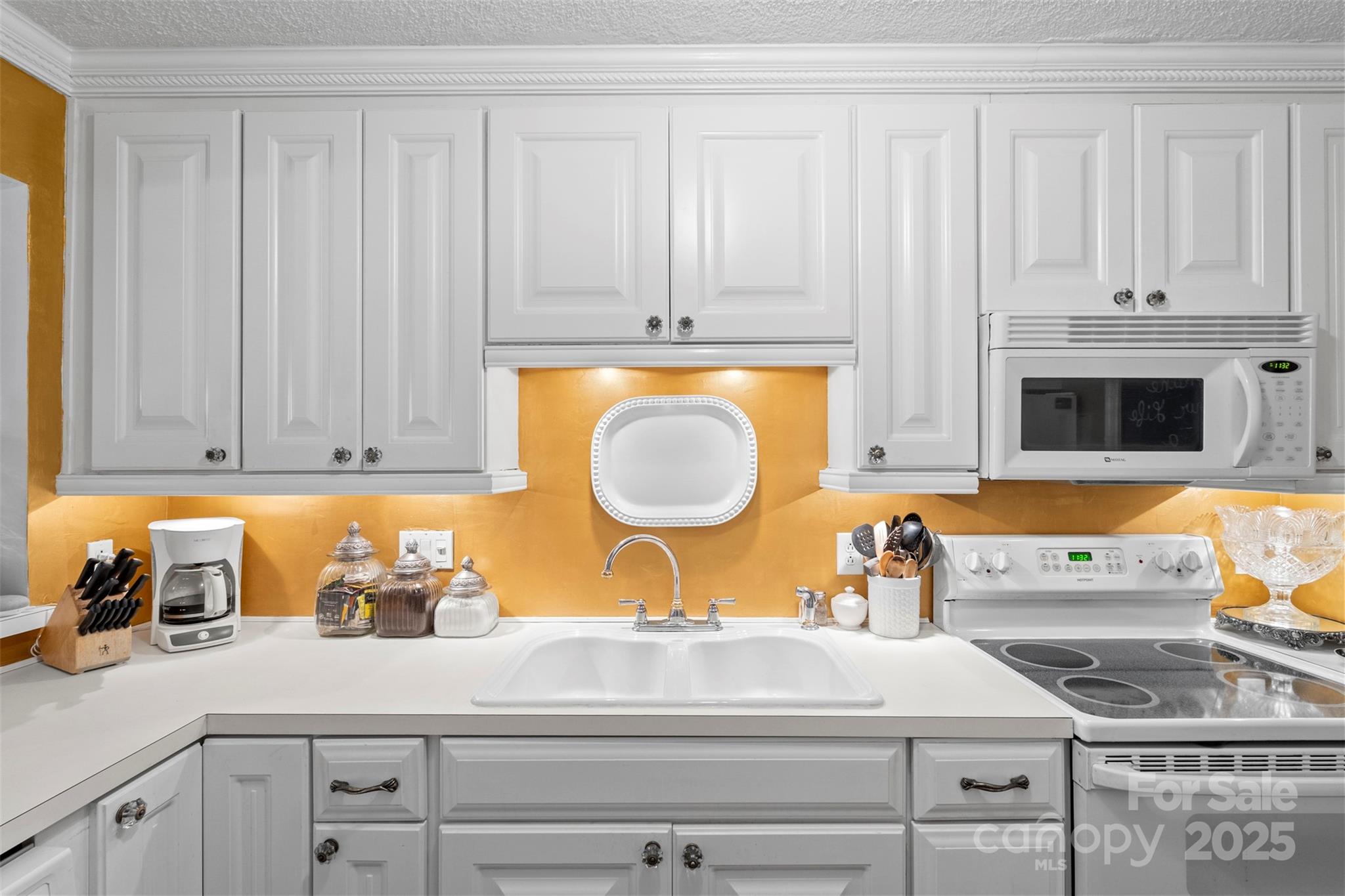 5001 Sharon Road, Unit H Charlotte, NC 28210 - Photo 12 of 37