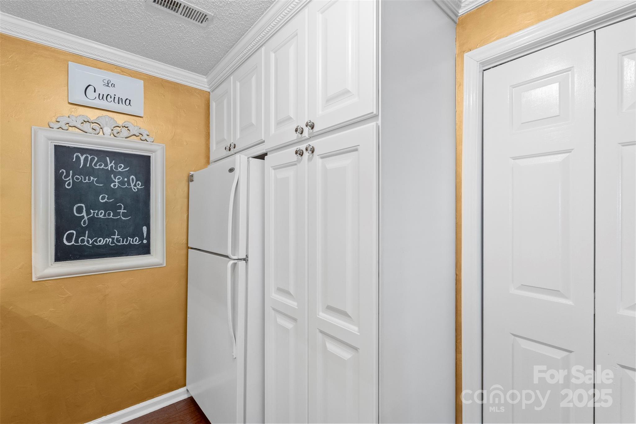 5001 Sharon Road, Unit H Charlotte, NC 28210 - Photo 13 of 37