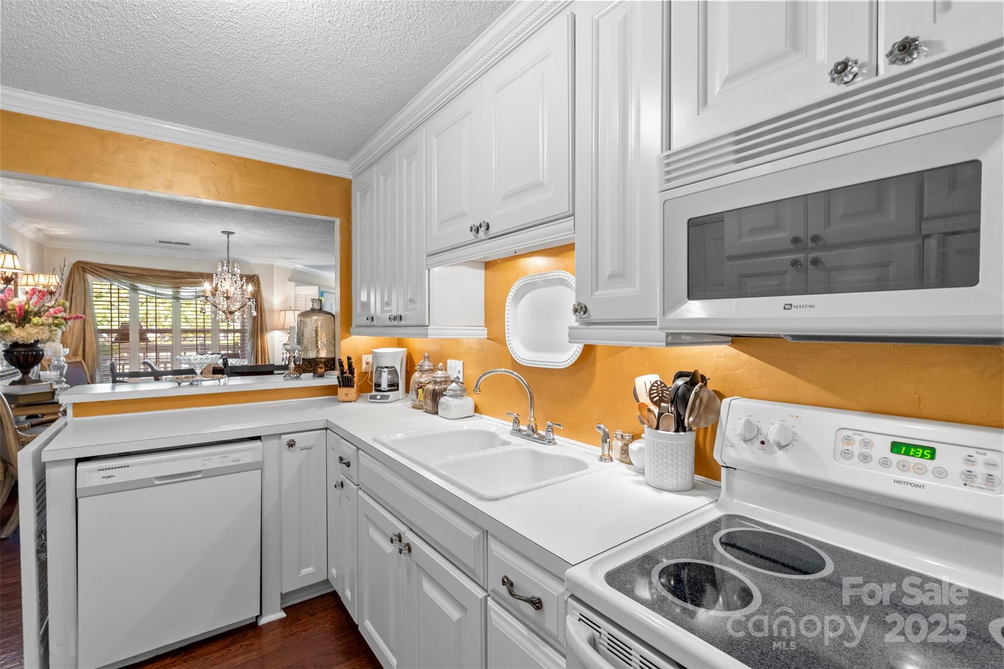 5001 Sharon Road, Unit H Charlotte, NC 28210 - Photo 15 of 37