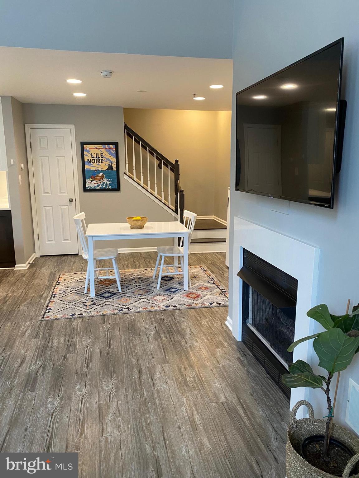 12077 Trumbull Way, Unit 20778 Reston, VA 20190 - Photo 5 of 40 Gallery Image 5
