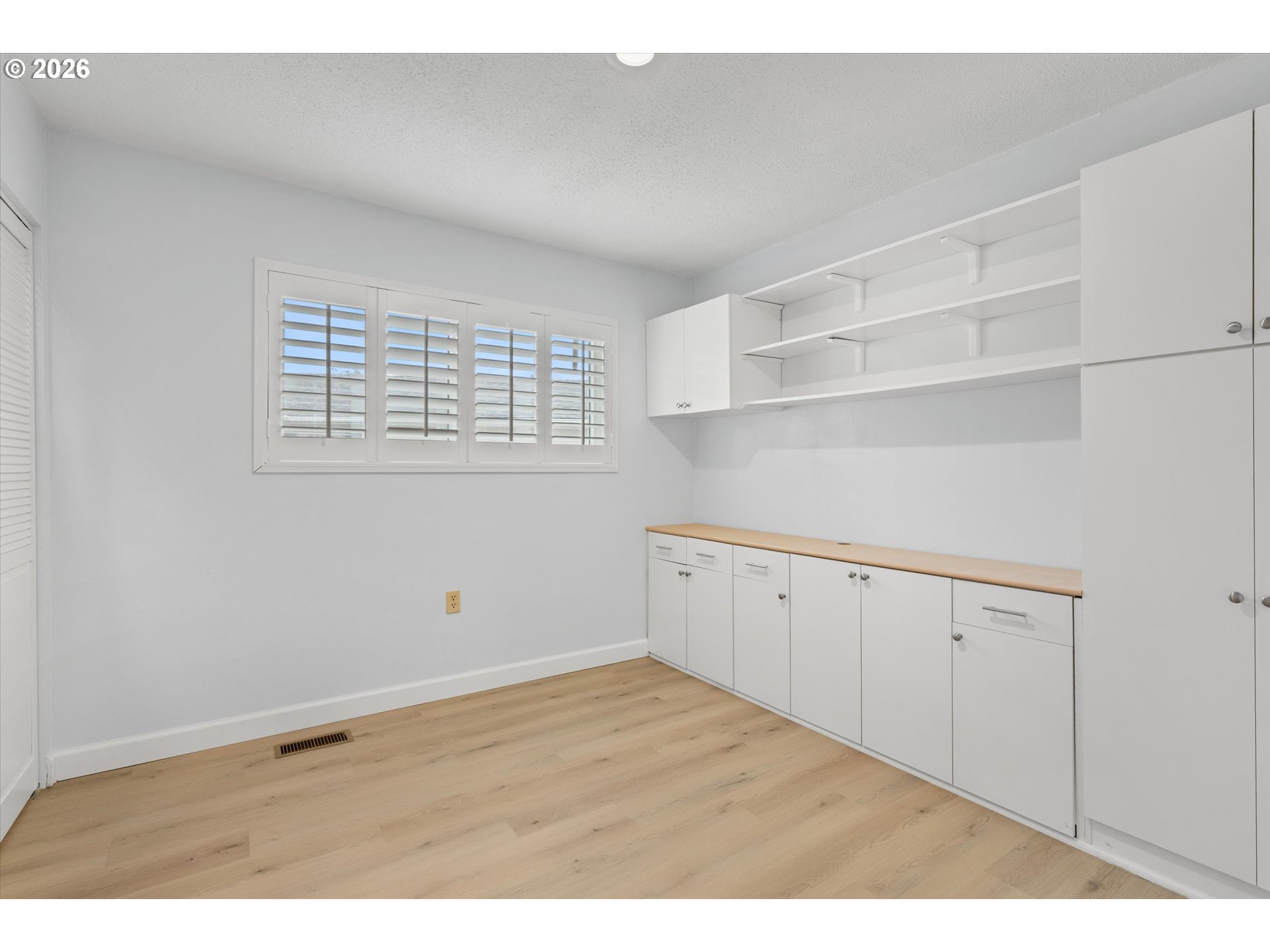 16720 Southwest 124th Avenue King City, OR 97224 - Photo 15 of 22 Bedroom