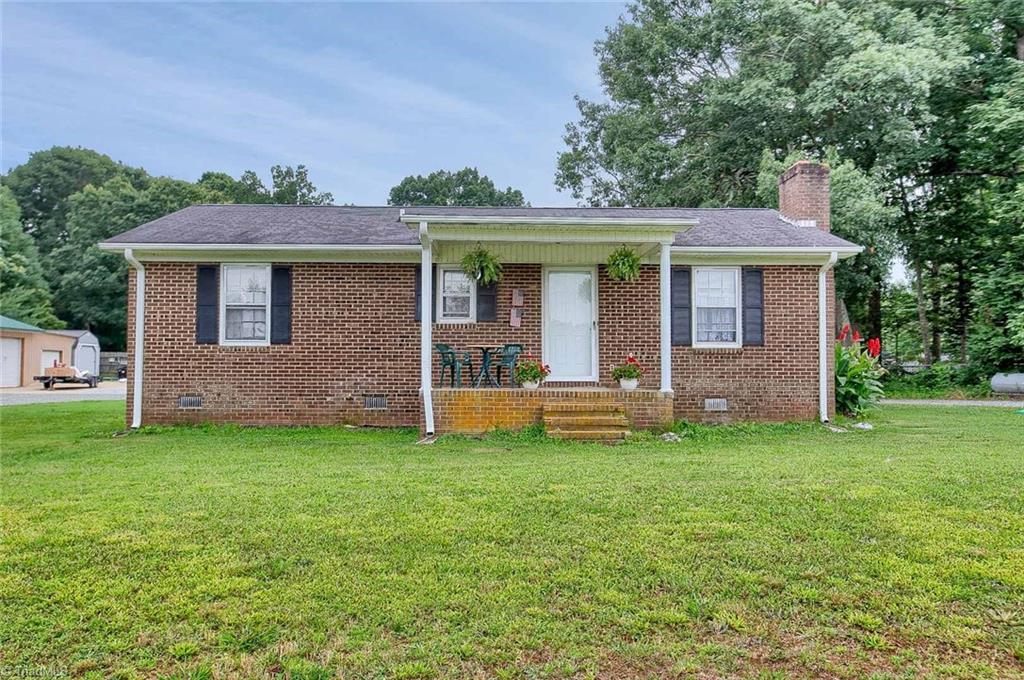1470 Boone Road Burlington, NC 27217 - Photo 2 of 29 Gallery Image 2