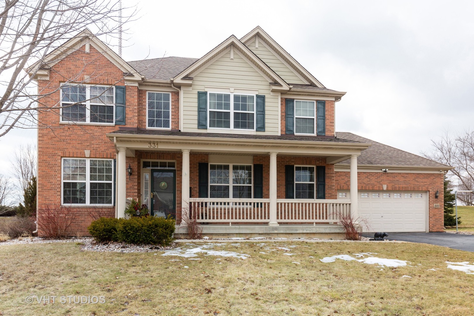 331 Monument Road Elgin, IL 60124 - Photo 1 of 31