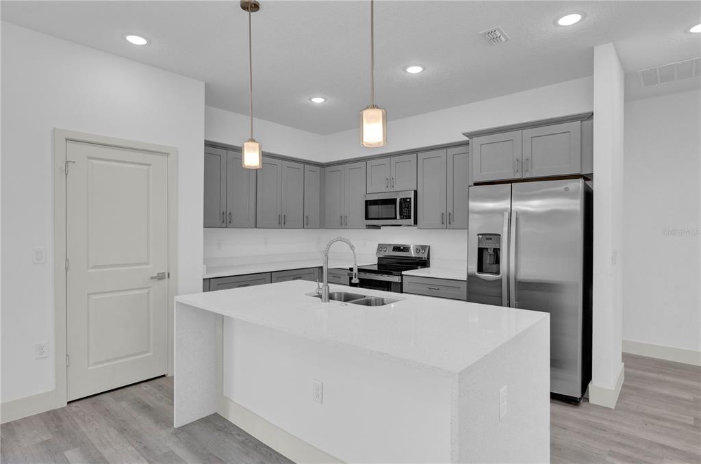 12781 Southwest 86th Circle Ocala, FL 34473 - Photo 7 of 35