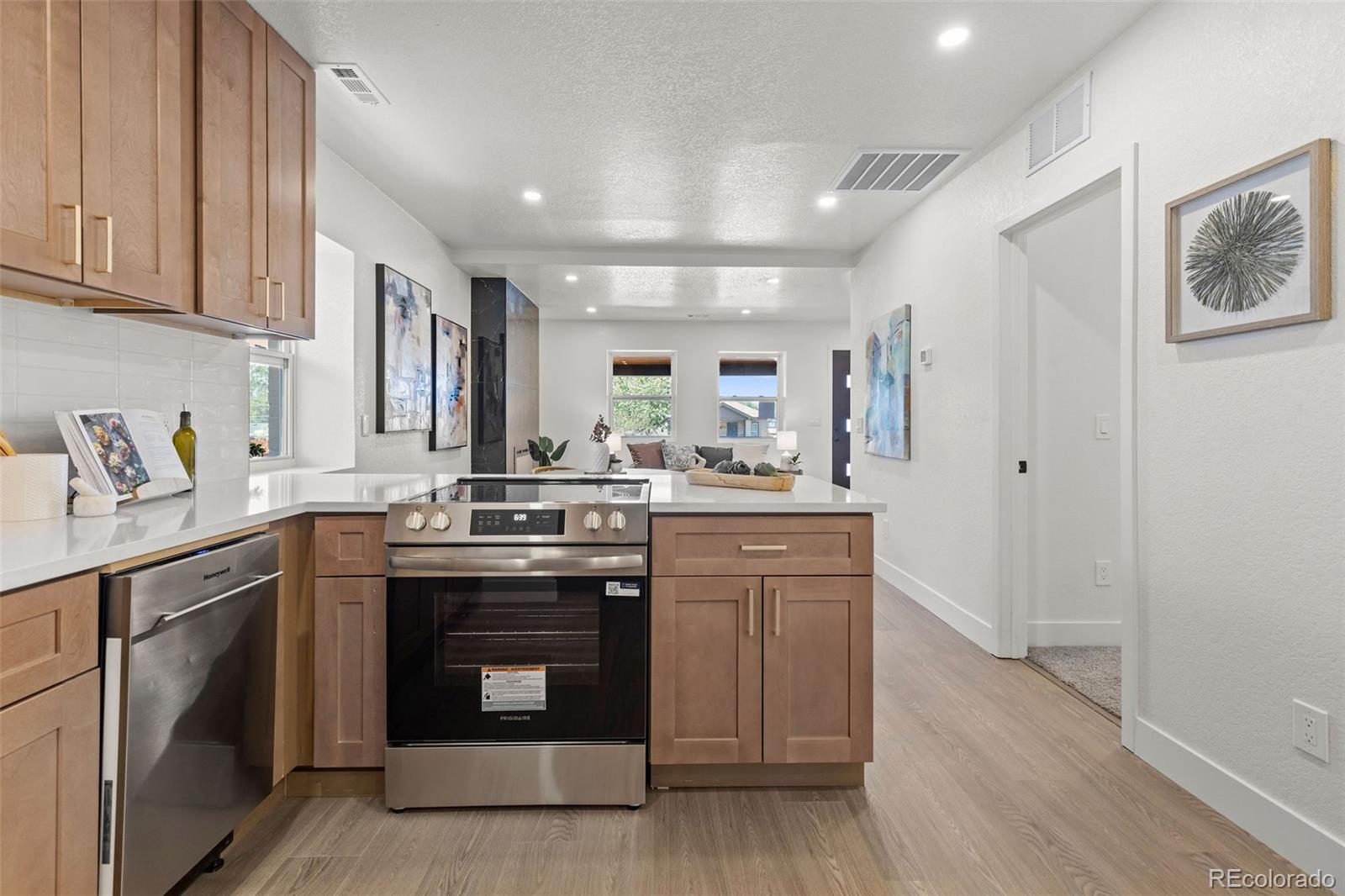 2810 Fillmore Street Denver, CO 80205 - Photo 15 of 34