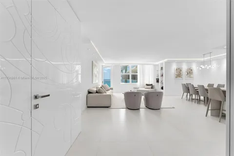 $2,100,000 | 9801 Collins Avenue, Unit 17P, Bal Harbour, FL 33154