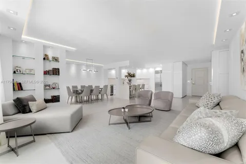 $2,100,000 | 9801 Collins Avenue, Unit 17P, Bal Harbour, FL 33154