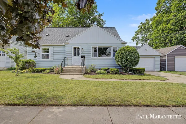 $335,000 | 1028 Dorroll Street Northeast, Grand Rapids, MI 49505