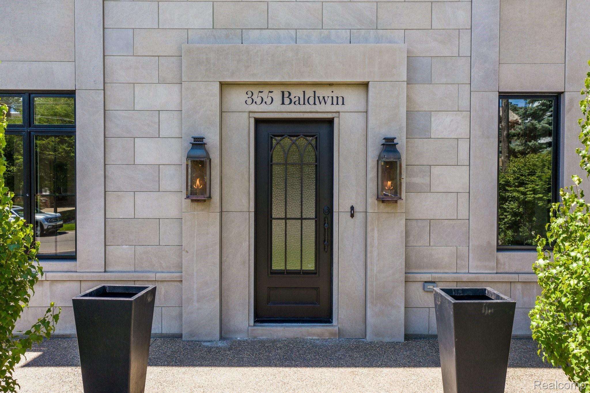 355 Baldwin Road Birmingham, MI 48009 - Photo 2 of 59 355+Baldwin+Rd+Birmingham-4-web.jpg