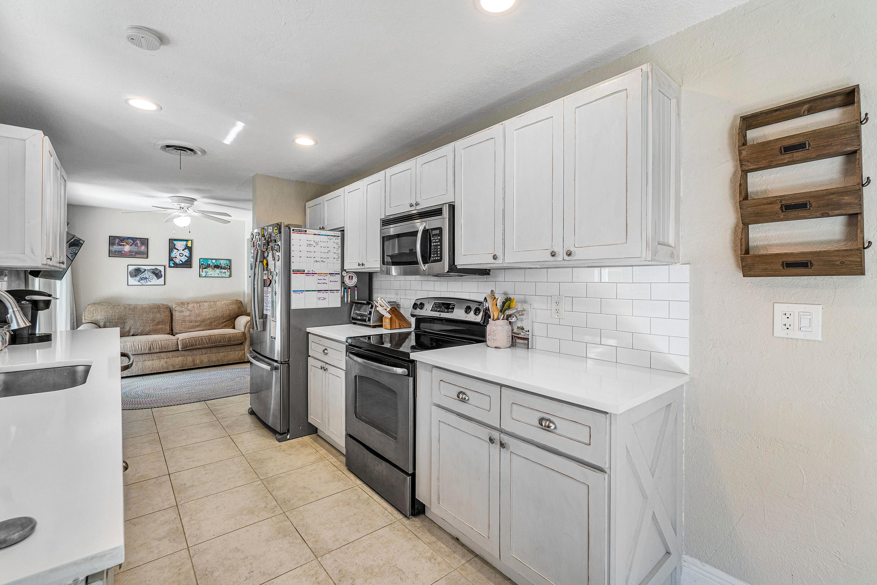 250 Southwest 13th Street Boca Raton, FL 33432 - Photo 15 of 41 012-250Southwest13thStreet-BocaRaton-FL-