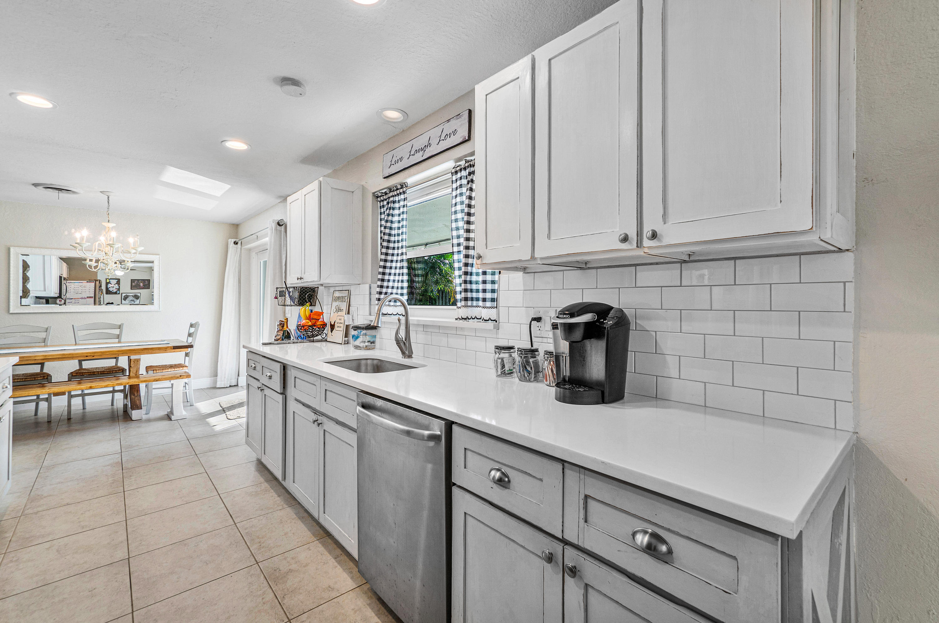250 Southwest 13th Street Boca Raton, FL 33432 - Photo 16 of 41 013-250Southwest13thStreet-BocaRaton-FL-