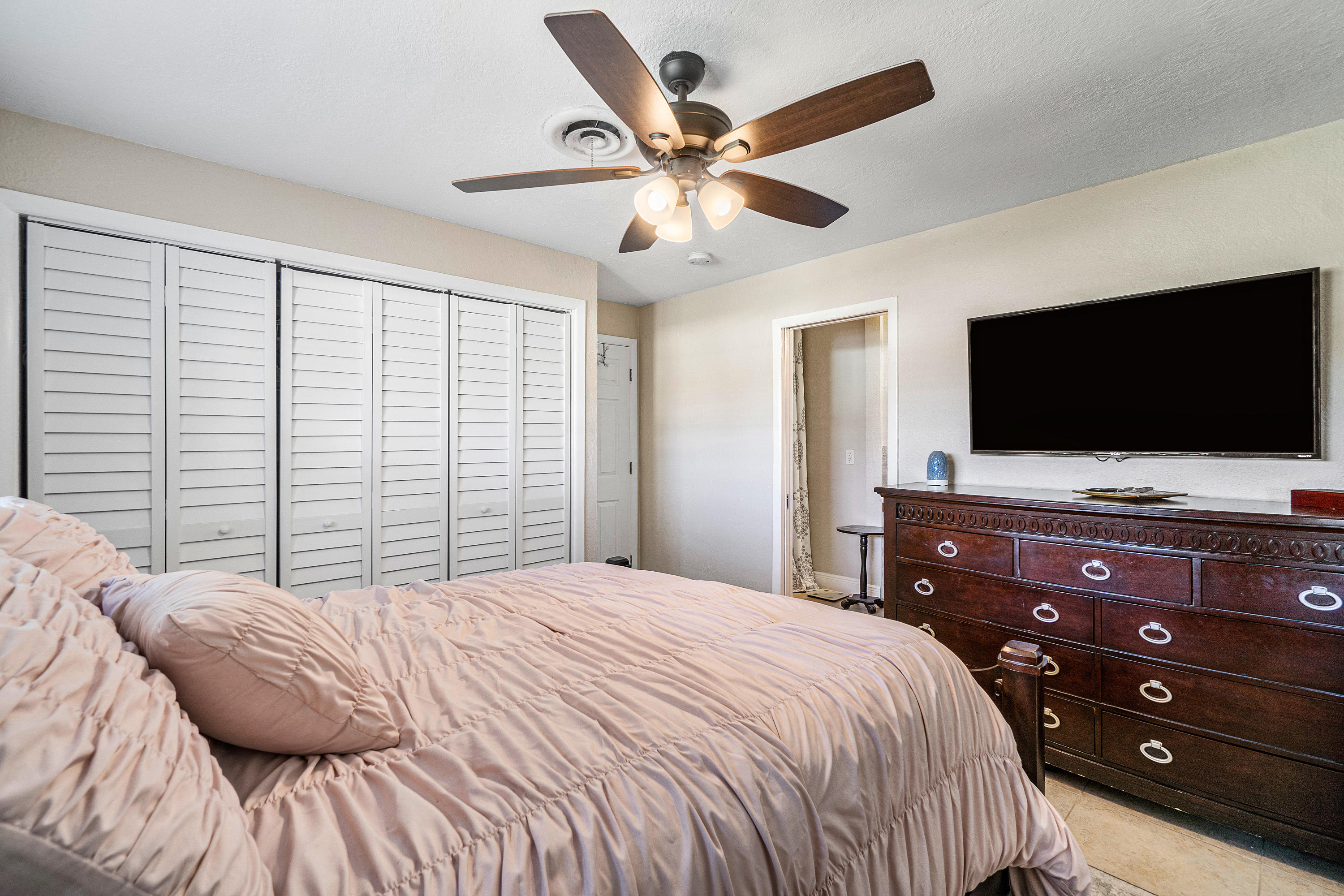 250 Southwest 13th Street Boca Raton, FL 33432 - Photo 19 of 41 019-250Southwest13thStreet-BocaRaton-FL-