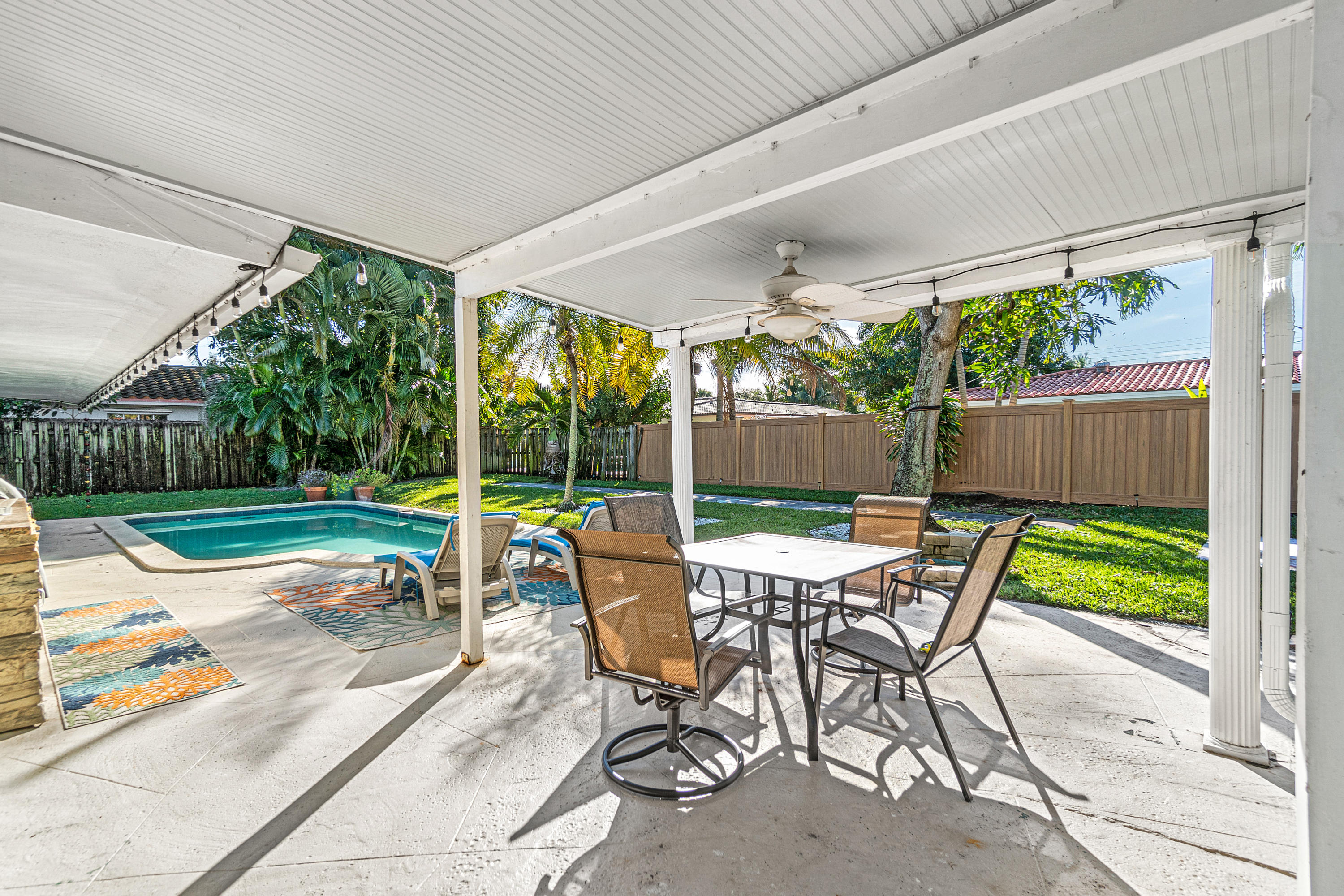 250 Southwest 13th Street Boca Raton, FL 33432 - Photo 24 of 41 021-250Southwest13thStreet-BocaRaton-FL-