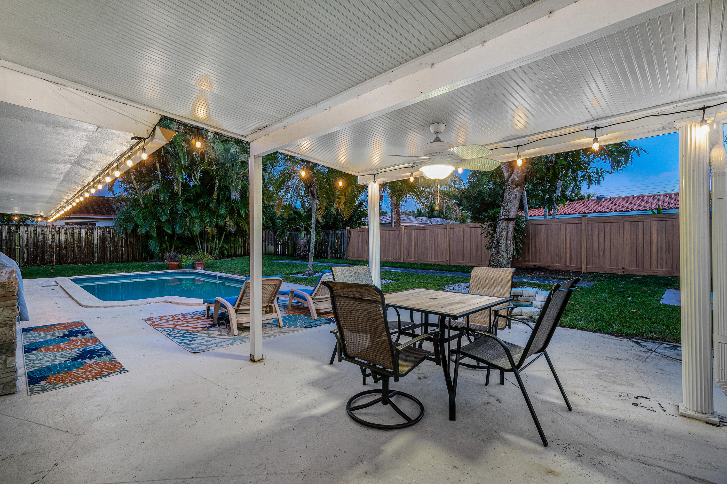 250 Southwest 13th Street Boca Raton, FL 33432 - Photo 32 of 41 041-250Southwest13thStreet-BocaRaton-FL-
