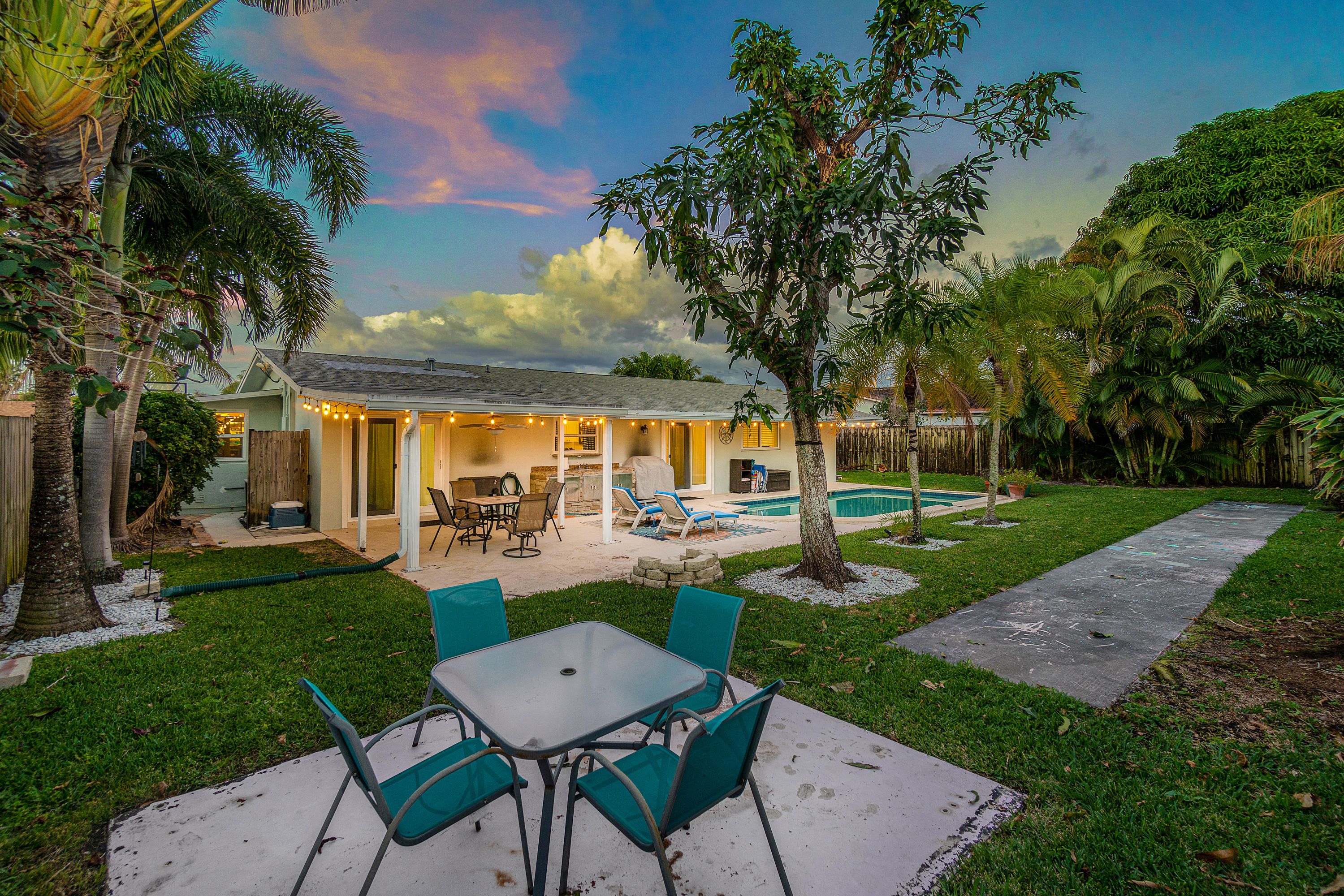 250 Southwest 13th Street Boca Raton, FL 33432 - Photo 5 of 41 042-250Southwest13thStreet-BocaRaton-FL-