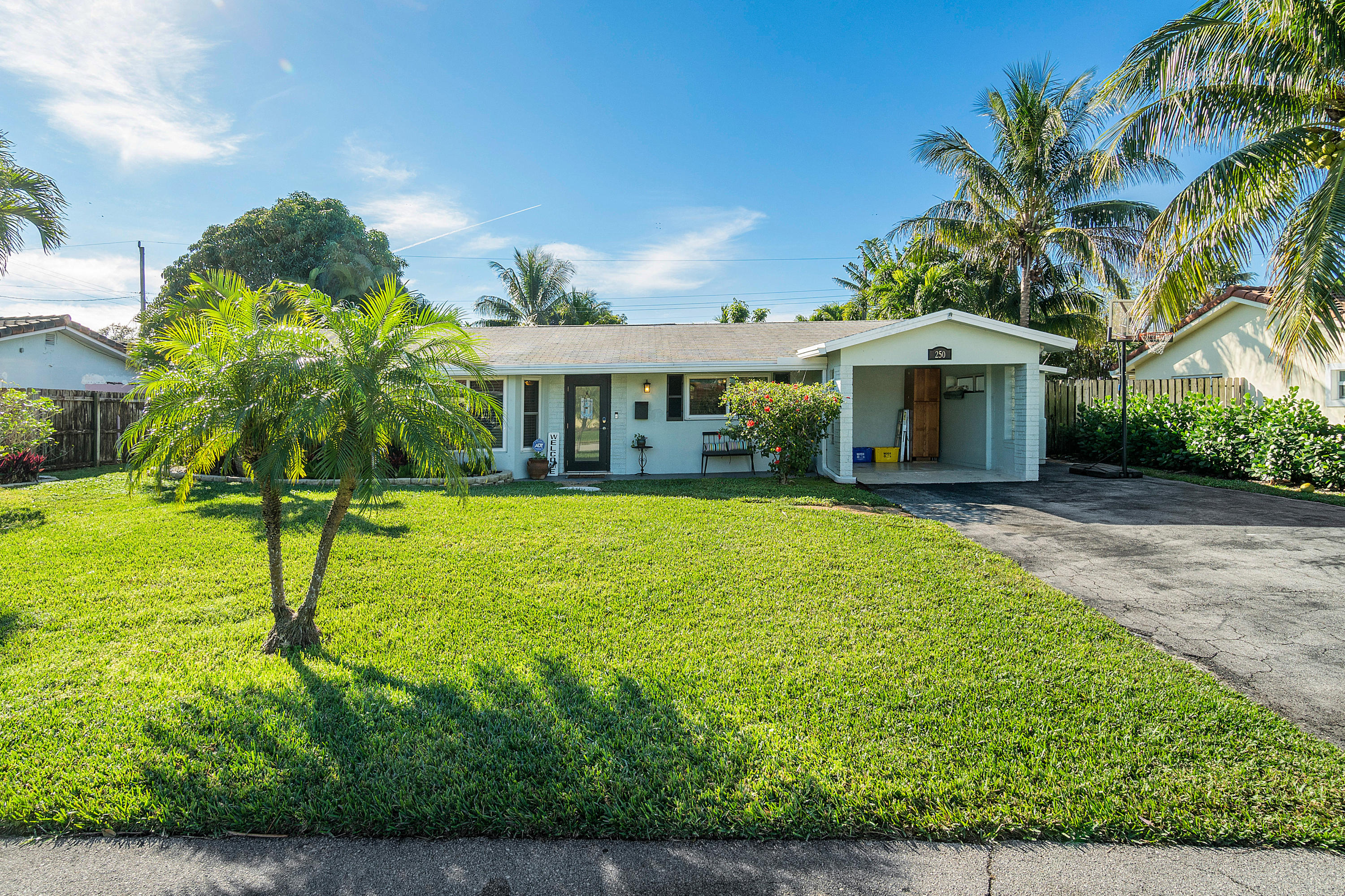 250 Southwest 13th Street Boca Raton, FL 33432 - Photo 7 of 41 002-250Southwest13thStreet-BocaRaton-FL-