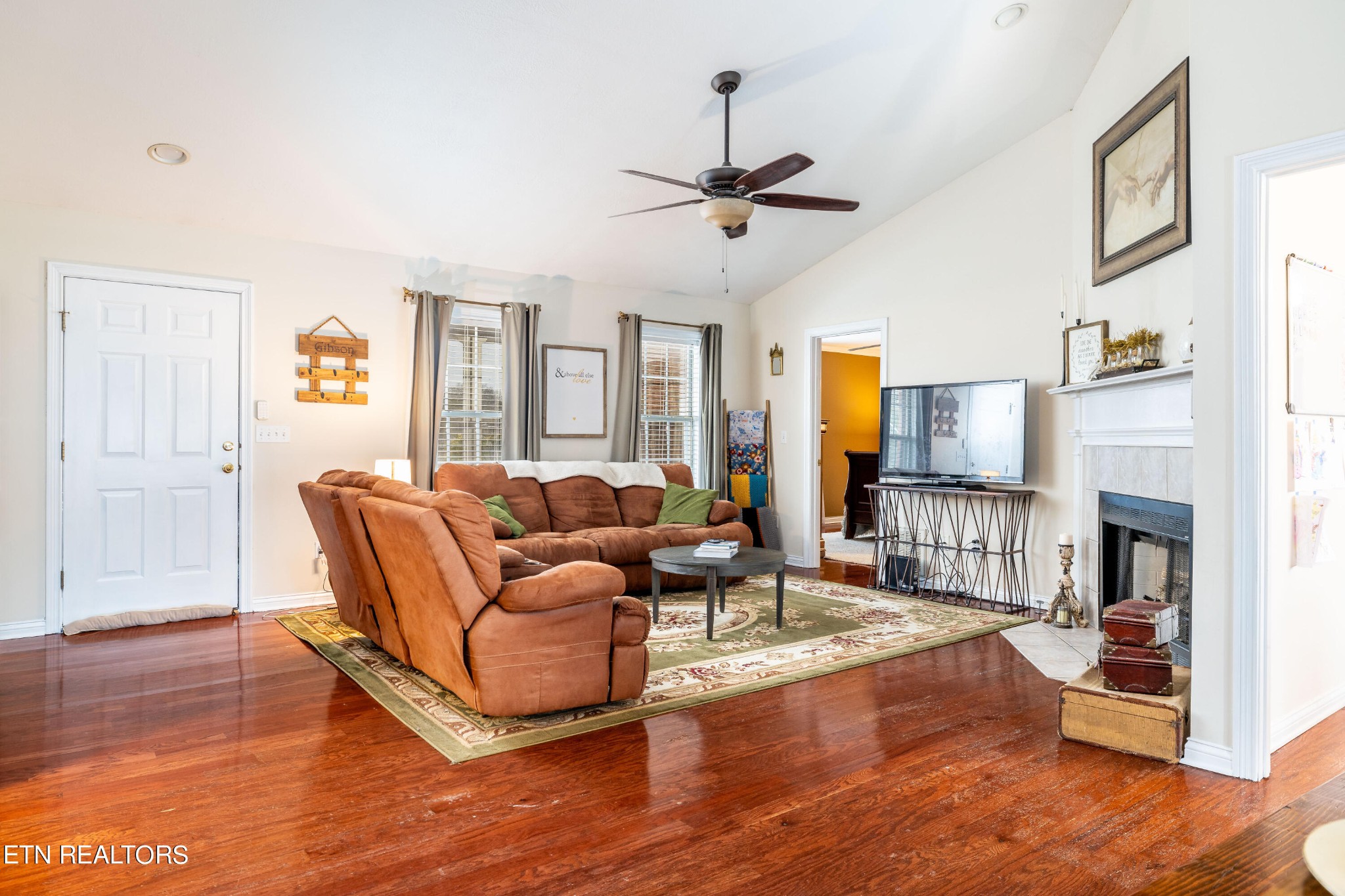 7624 Cranley Road Powell, TN 37849 - Photo 3 of 40 Gallery Image 3