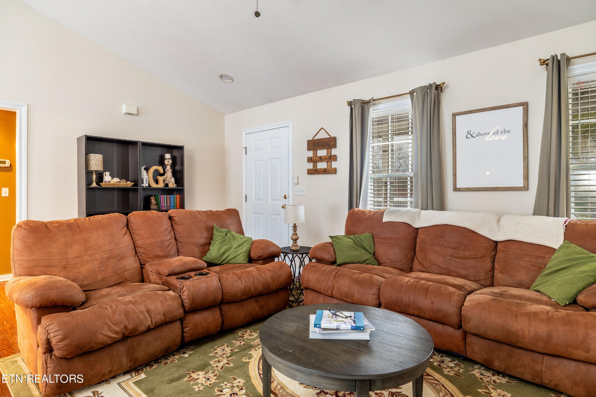 7624 Cranley Road Powell, TN 37849 - Photo 8 of 40 Gallery Image 8