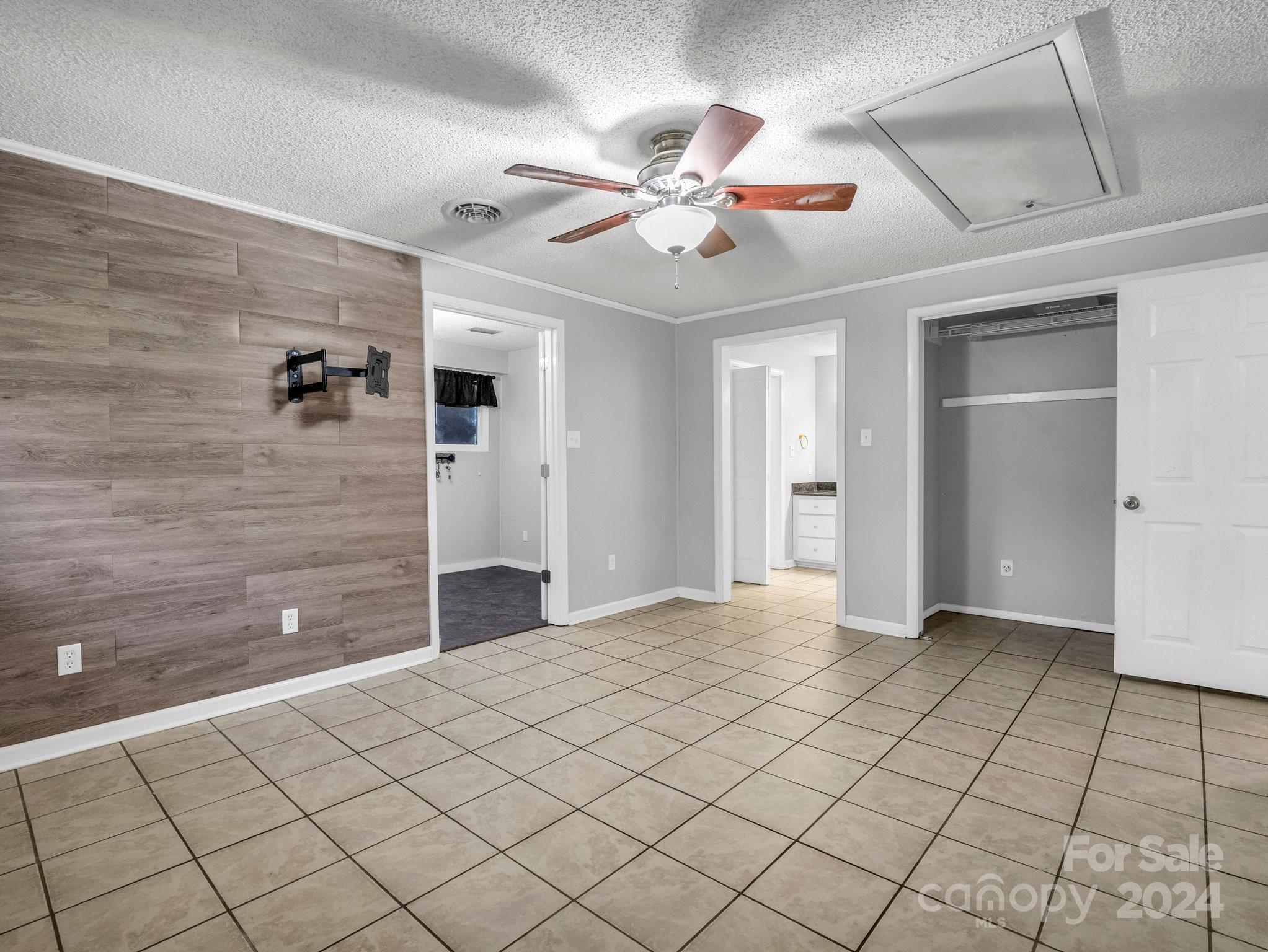 3401 Spencer Road Conover, NC 28613 - Photo 14 of 34 a view of an empty room and window
