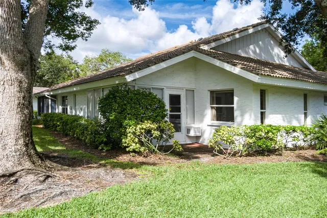 $275,000 | 5727 Garden Lakes Palm, Bradenton, FL 34203