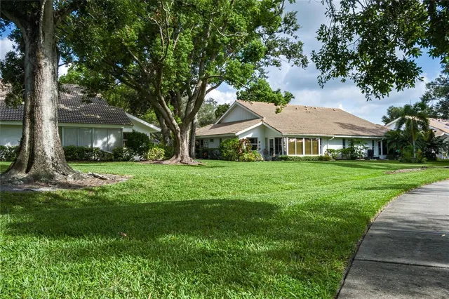 $275,000 | 5727 Garden Lakes Palm, Bradenton, FL 34203