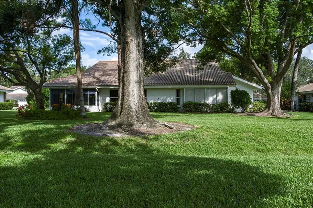 $275,000 | 5727 Garden Lakes Palm, Bradenton, FL 34203