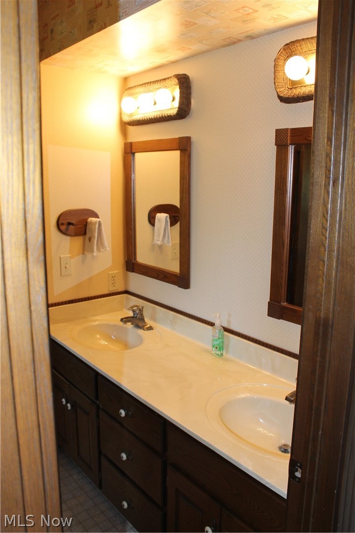 1723 Oil City Road Wooster, OH 44691 - Photo 21 of 35