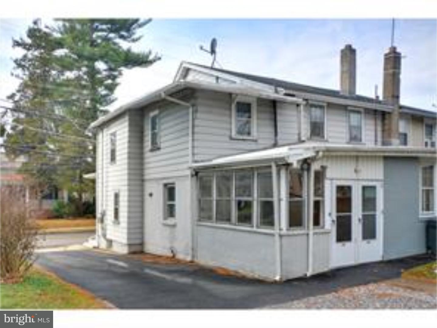 328 Fairview Road Woodlyn, PA 19094 - Photo 1 of 9 Gallery Image 1