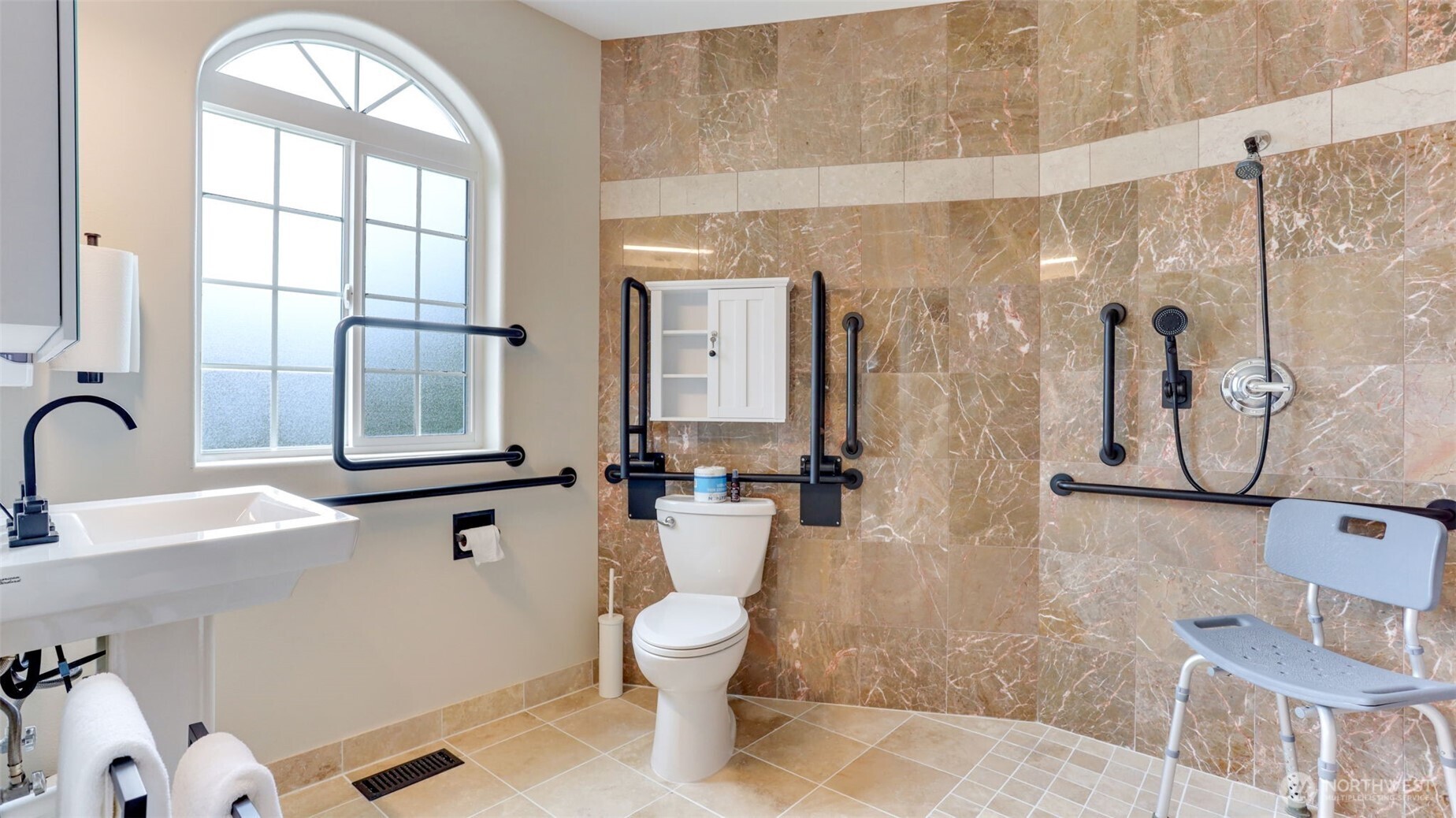 Undisclosed Address Bellevue, WA 98005 - Photo 18 of 18