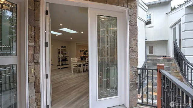 $2,950,000 | Undisclosed Address, Bellevue, WA 98005