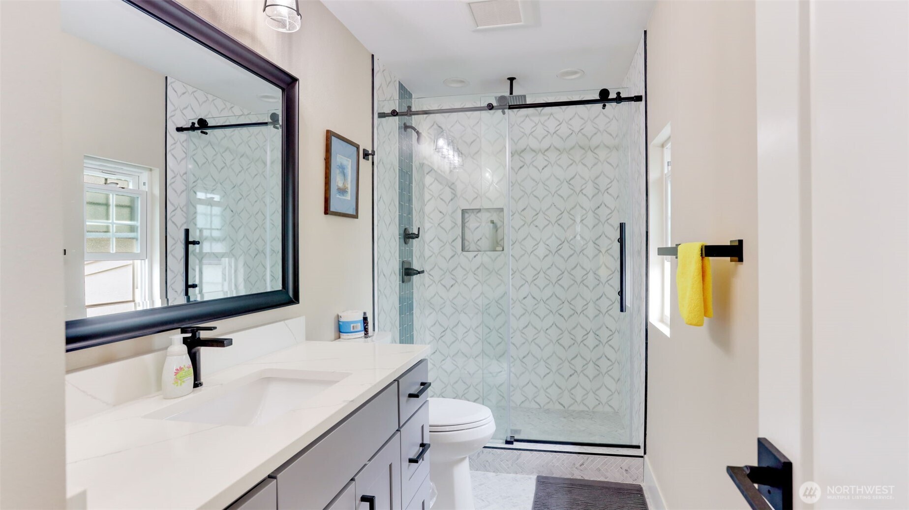 Undisclosed Address Bellevue, WA 98005 - Photo 9 of 18