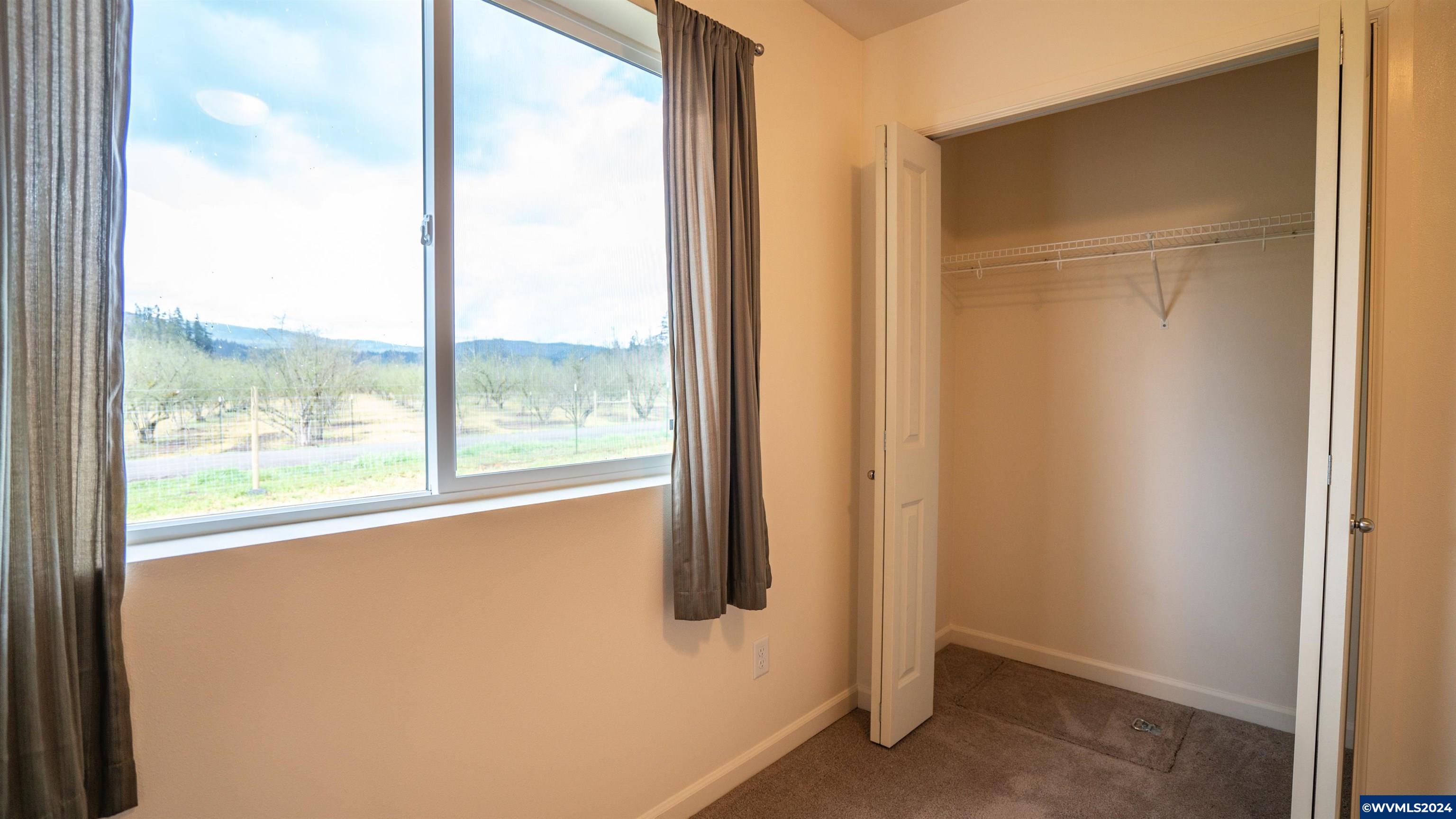 37082 Goats Road Springfield, OR 97478 - Photo 17 of 35