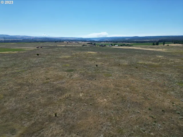 a view of an ocean and beach
