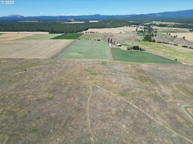 a view of a pathway in a building