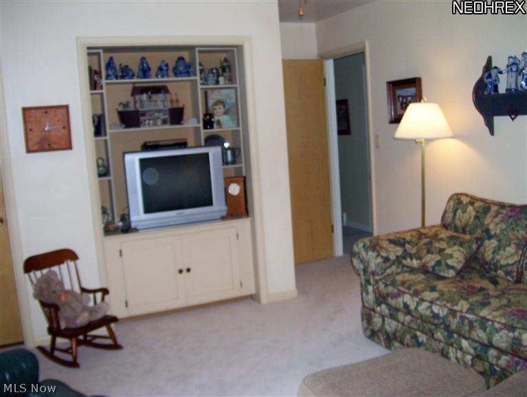 3205 Stanley Road Akron, OH 44333 - Photo 10 of 19 Gallery Image 10
