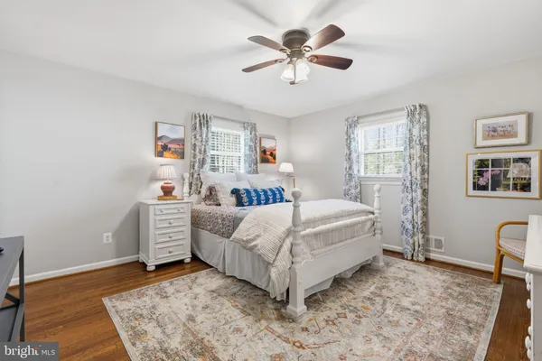 $905,000 | 4908 Kingston Drive, Annandale, VA 22003