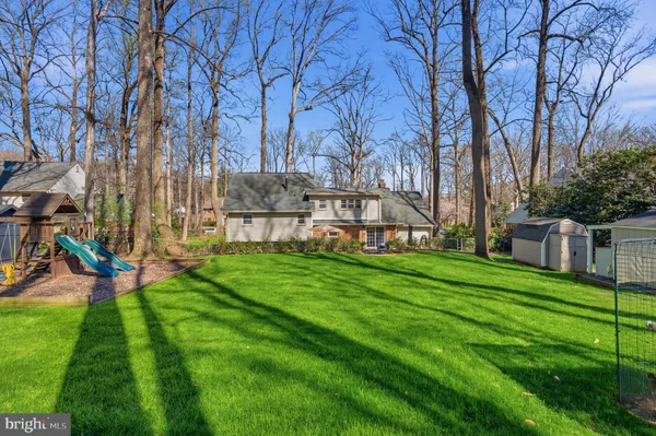 $905,000 | 4908 Kingston Drive, Annandale, VA 22003