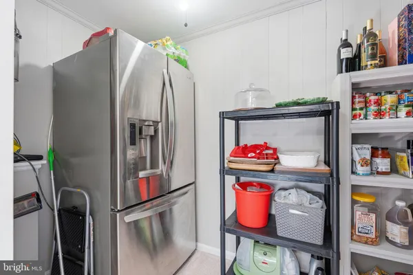 $905,000 | 4908 Kingston Drive, Annandale, VA 22003