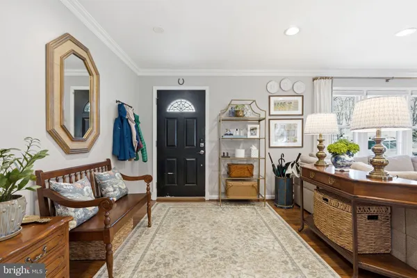 $905,000 | 4908 Kingston Drive, Annandale, VA 22003