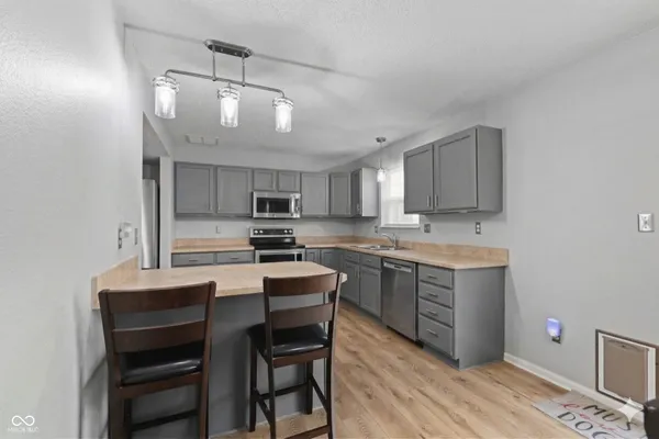 $292,000 | 919 Charnwood Parkway, Beech Grove, IN 46107