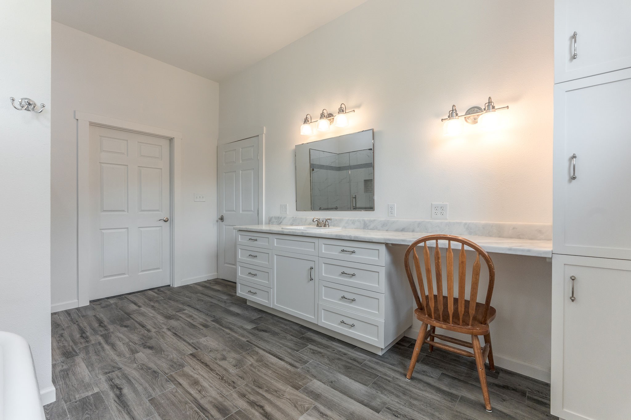 28322 Mellman Road Hempstead, TX 77445 - Photo 23 of 50 Custom vanity.