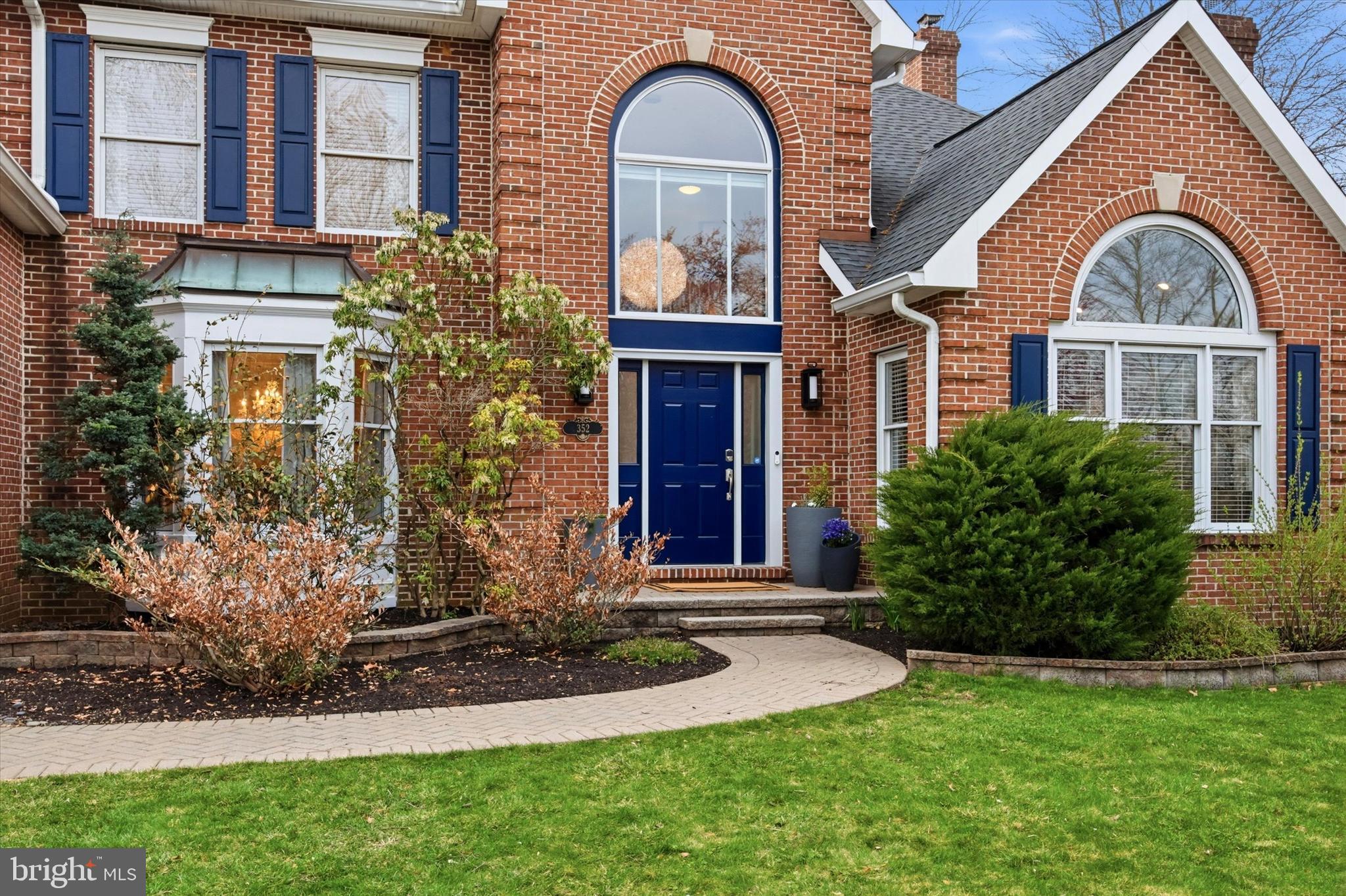 352 Sentry Lane Wayne, PA 19087 - Photo 2 of 36 Exterior Front Large Window