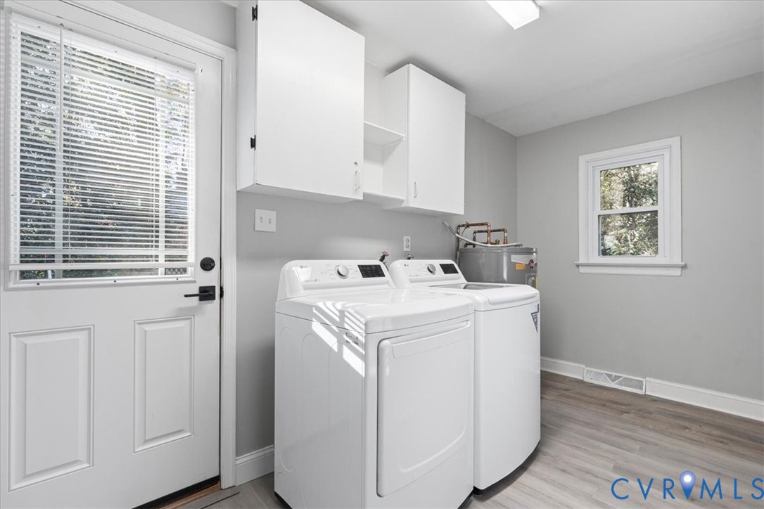13700 Quail Meadows Lane Midlothian, VA 23112 - Photo 19 of 30 a utility room with dryer and washer